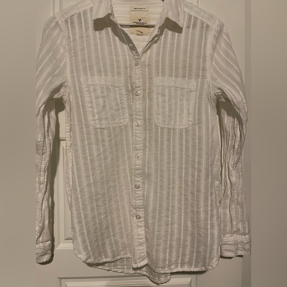 American Eagle boyfriend fit white shirt size small